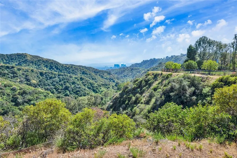 45 Beverly Park Circle Beverly Hills, CA 90210