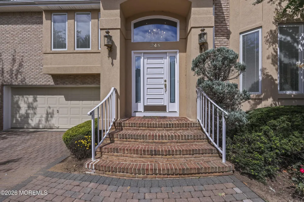 248 Navesink Court Holmdel, NJ 07733