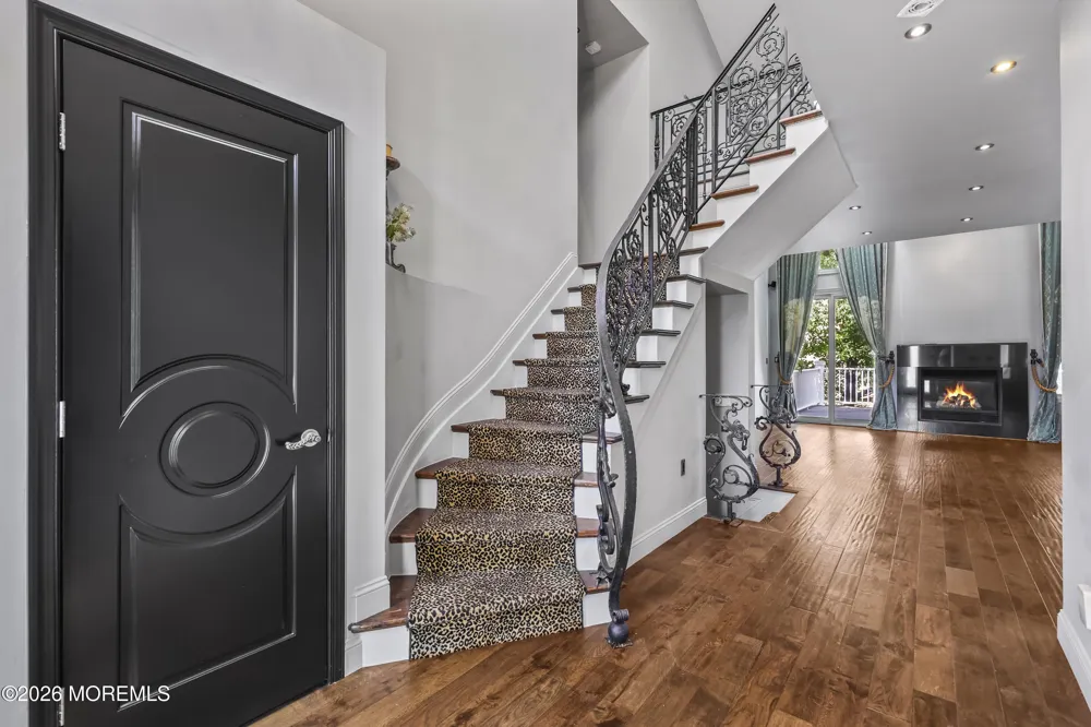 248 Navesink Court Holmdel, NJ 07733