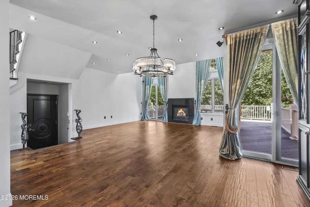 248 Navesink Court Holmdel, NJ 07733