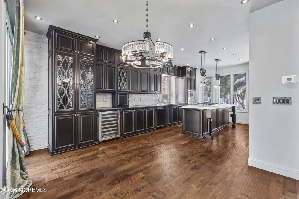 248 Navesink Court Holmdel, NJ 07733