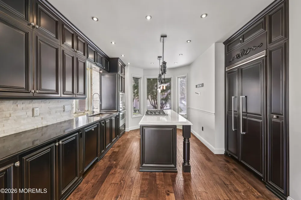 248 Navesink Court Holmdel, NJ 07733