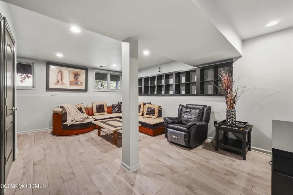 248 Navesink Court Holmdel, NJ 07733