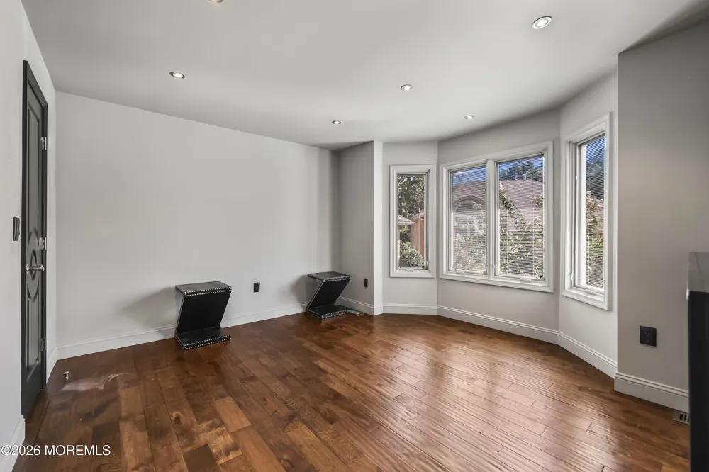 248 Navesink Court Holmdel, NJ 07733
