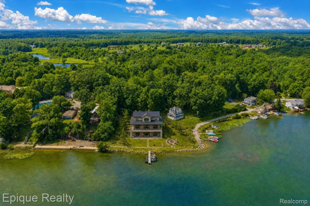 4058 Hunt Road Elba Township, MI 48446