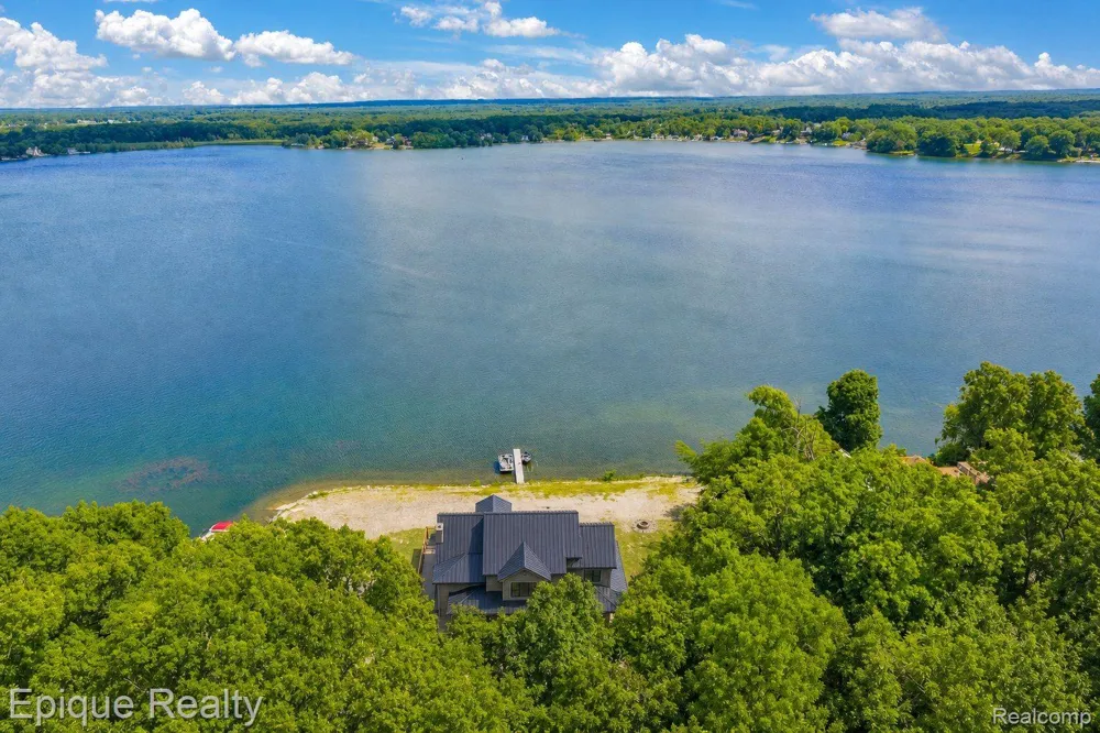 4058 Hunt Road Elba Township, MI 48446