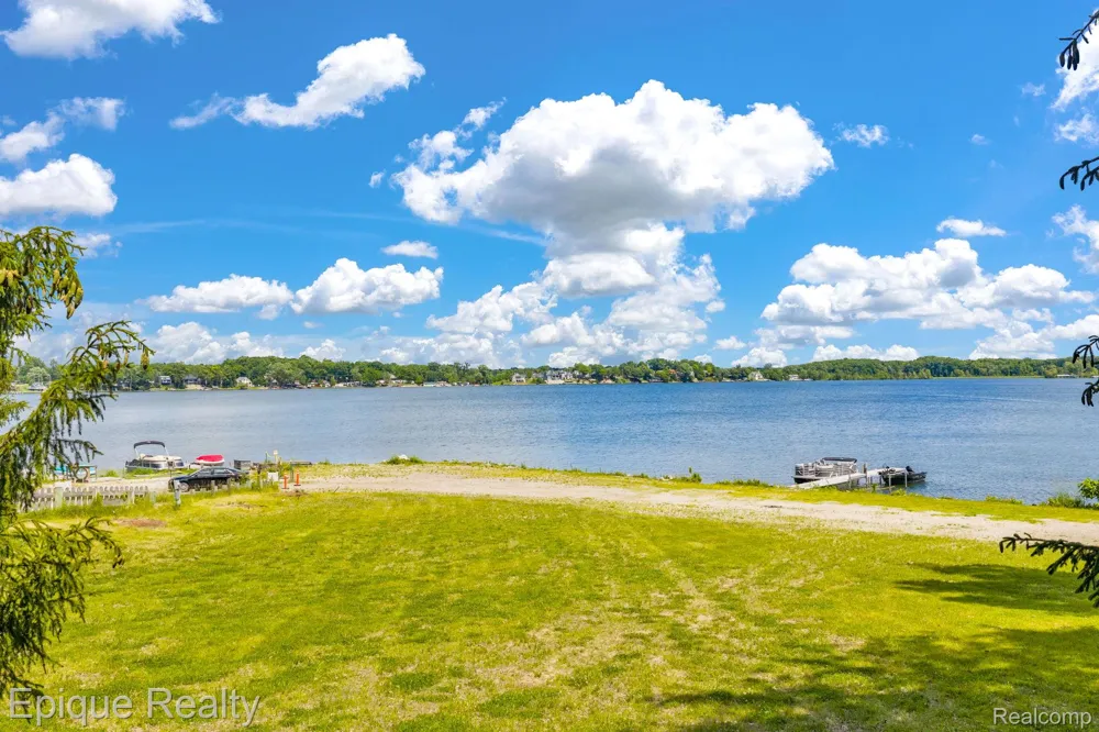 4058 Hunt Road Elba Township, MI 48446