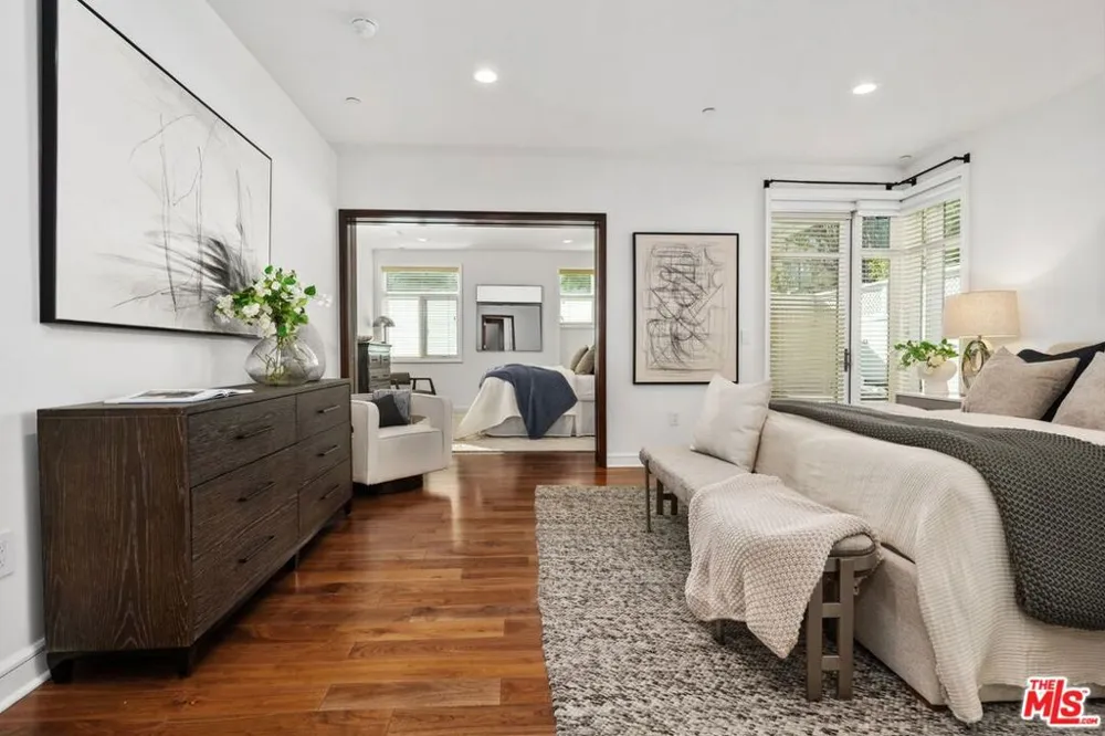 447 Doheny Drive #102 Beverly Hills, CA 90210