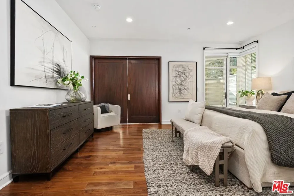 447 Doheny Drive #102 Beverly Hills, CA 90210