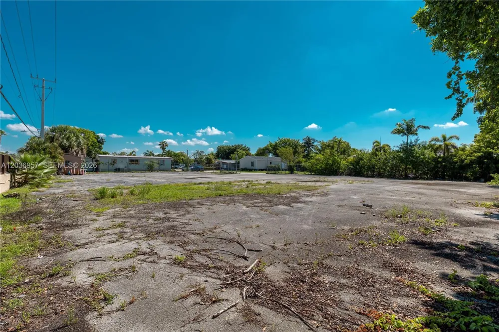 311 NW 135th Way Plantation, FL 33325