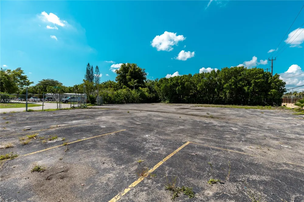 311 NW 135th Way Plantation, FL 33325