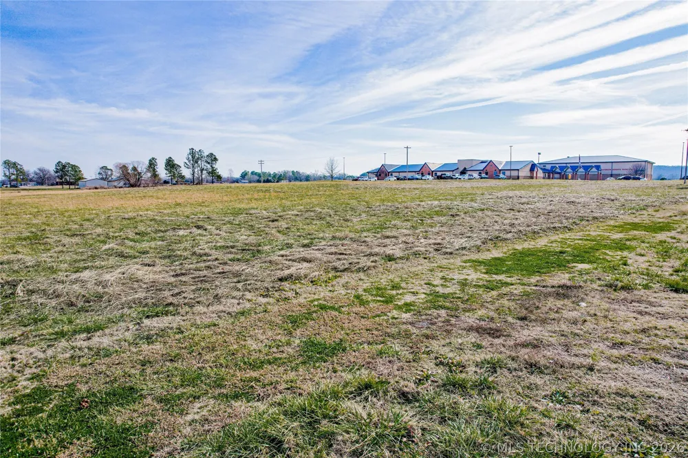 1409 S Wickham Road Sapulpa, OK 74066