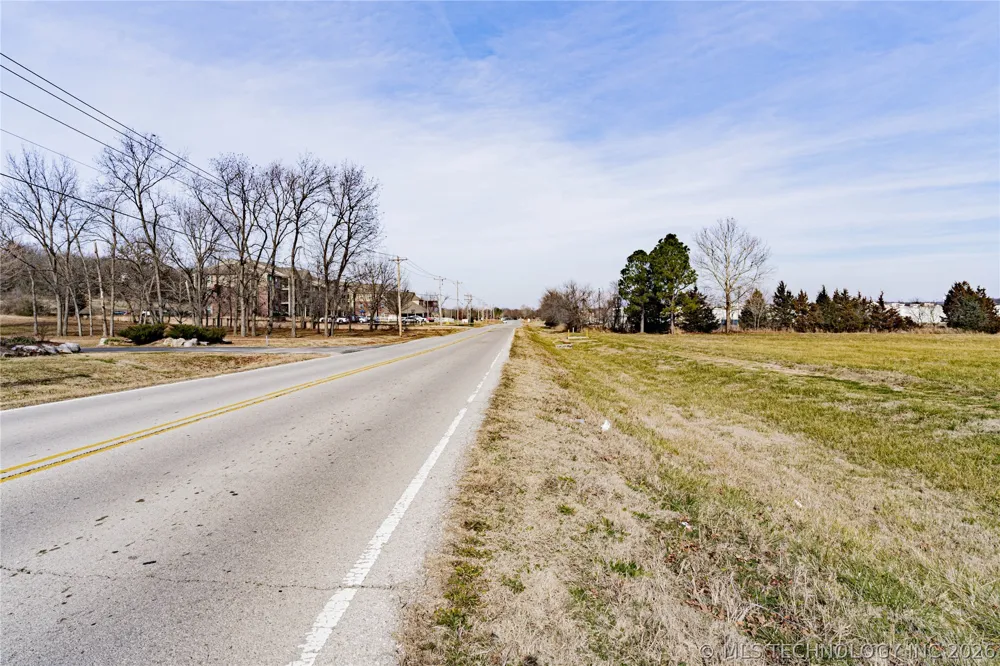 1409 S Wickham Road Sapulpa, OK 74066