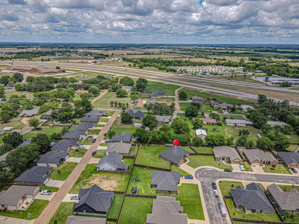 533 Limestone Circle Mabank, TX 75147