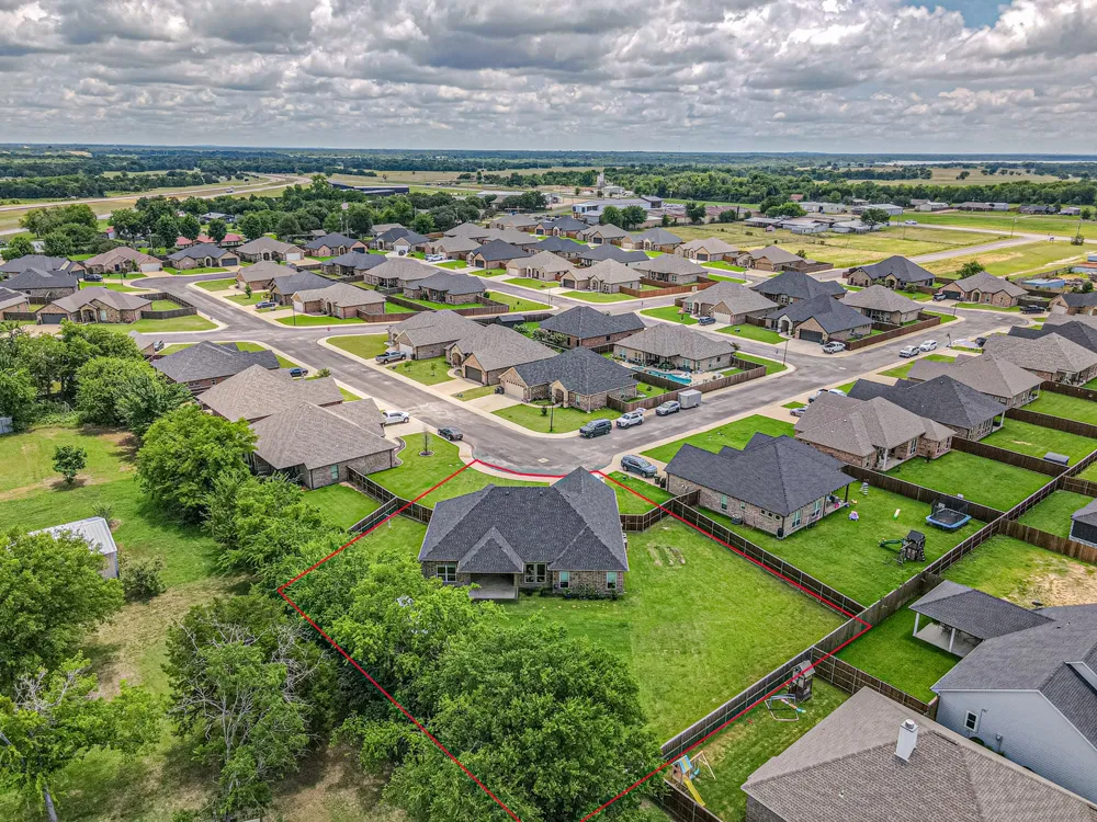 533 Limestone Circle Mabank, TX 75147