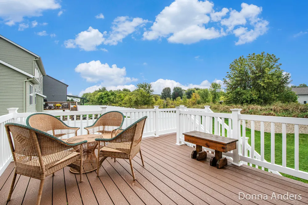 1936 Red Barn Drive Jamestown Charter Township, MI 49426