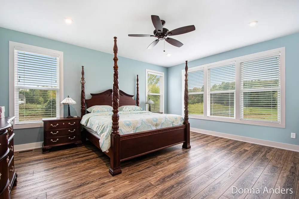 1936 Red Barn Drive Jamestown Charter Township, MI 49426
