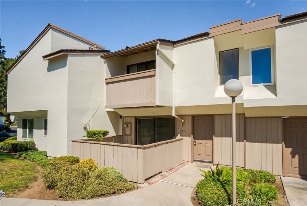 753 Wagon Wheel Brea, CA 92821