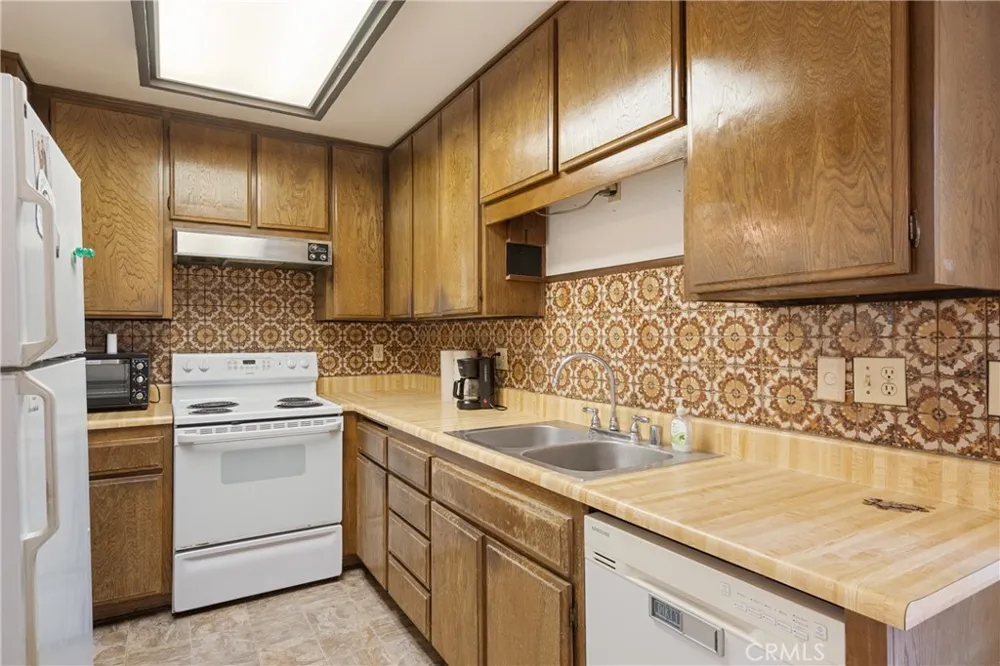 753 Wagon Wheel Brea, CA 92821
