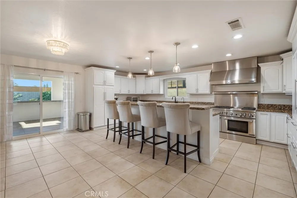 9434 Pico Vista Downey, CA 90240
