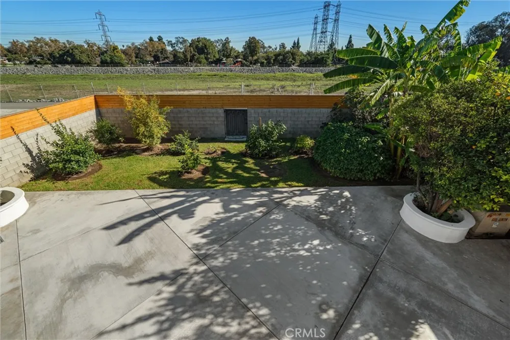 9434 Pico Vista Downey, CA 90240