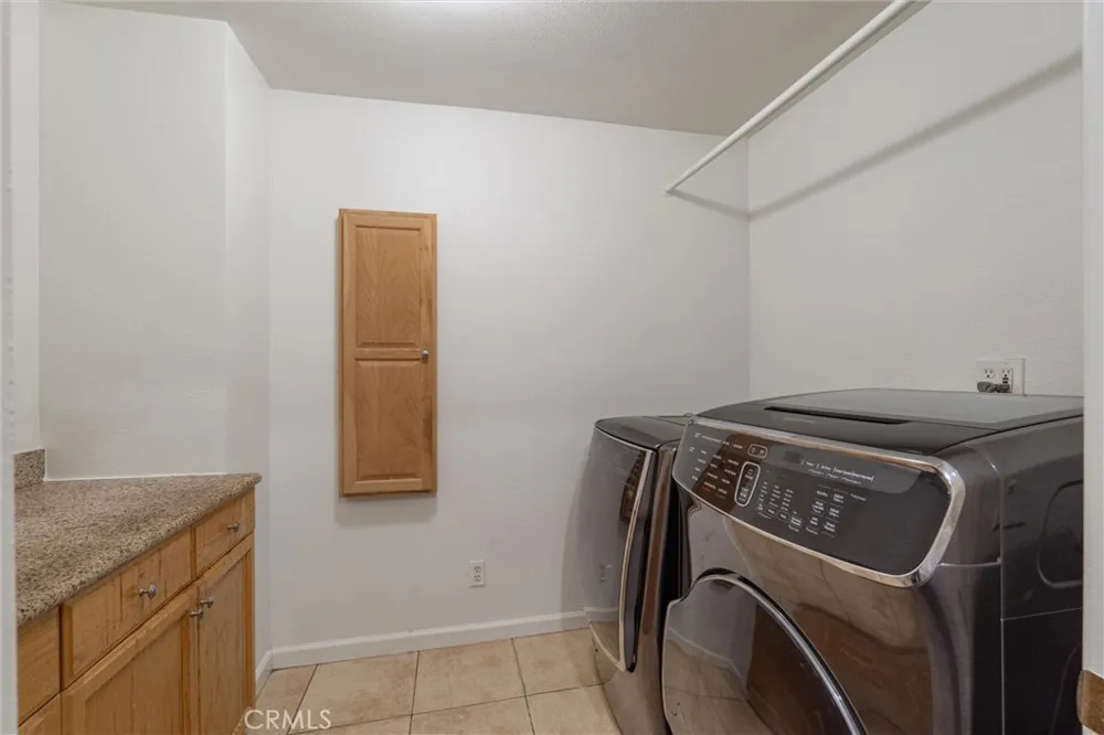 9434 Pico Vista Downey, CA 90240
