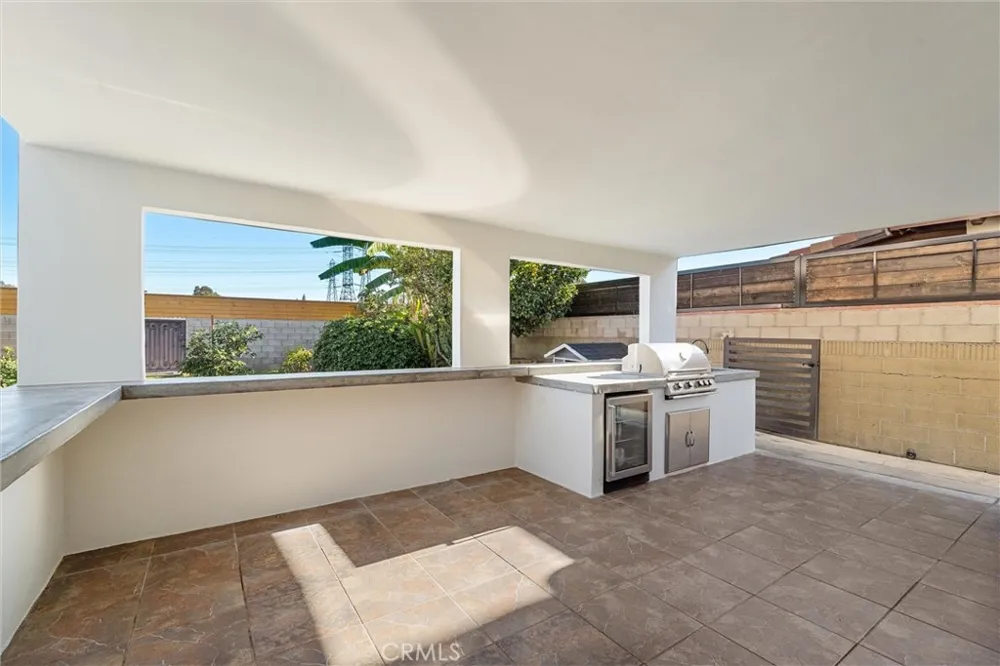 9434 Pico Vista Downey, CA 90240