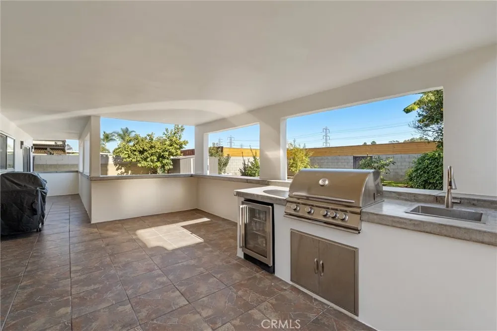 9434 Pico Vista Downey, CA 90240