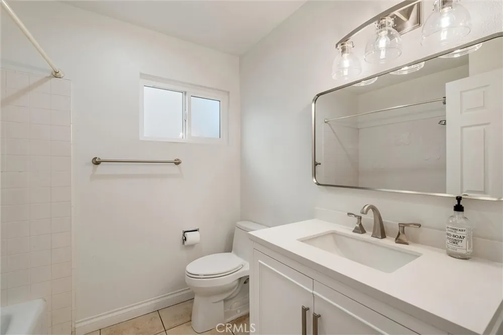 9434 Pico Vista Downey, CA 90240
