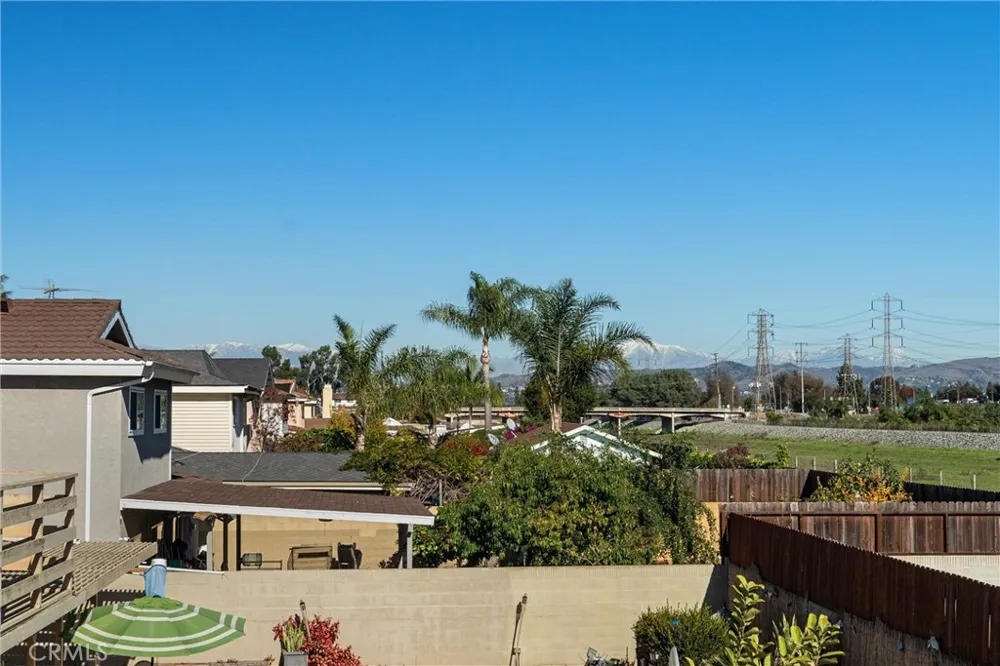 9434 Pico Vista Downey, CA 90240