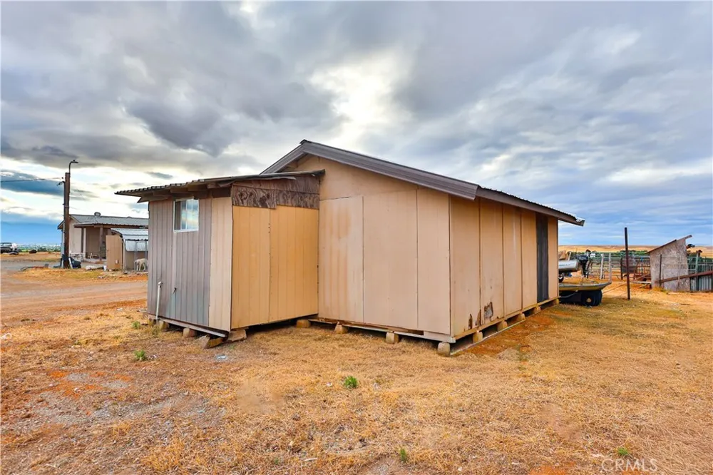 5180 Huggins rd Corning, CA 96021