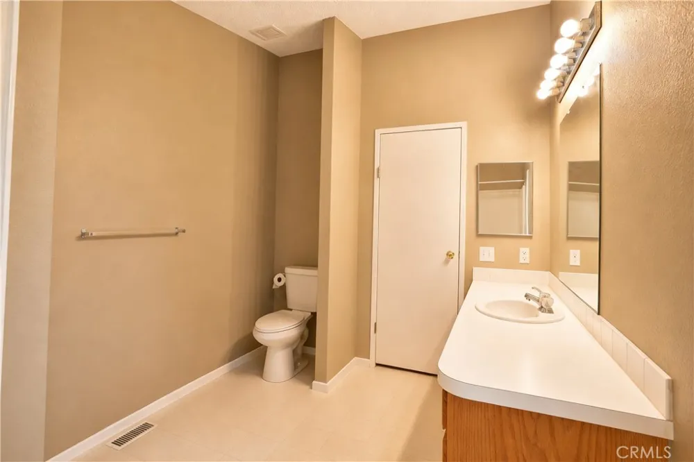 5180 Huggins rd Corning, CA 96021