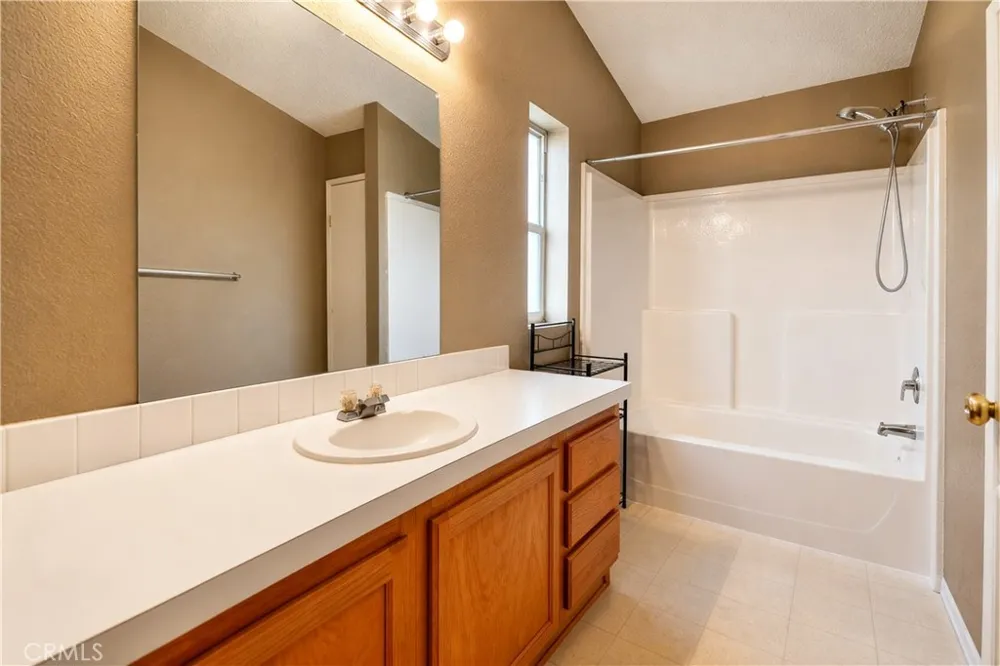 5180 Huggins rd Corning, CA 96021