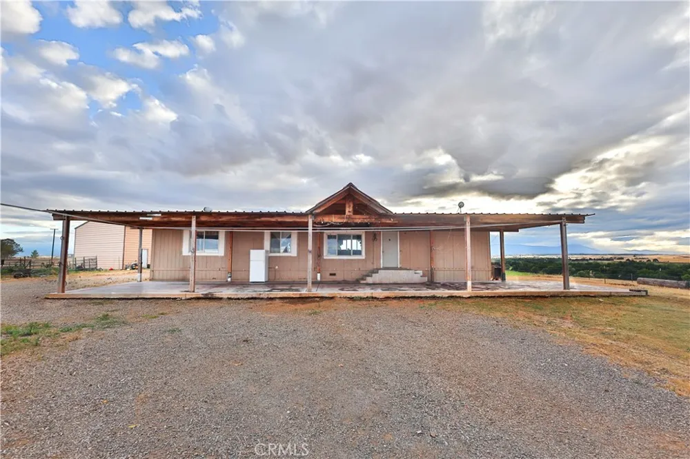 5180 Huggins rd Corning, CA 96021