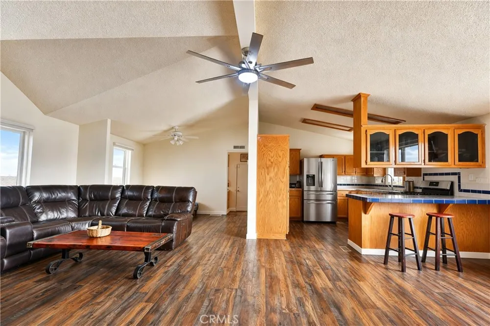 5180 Huggins rd Corning, CA 96021