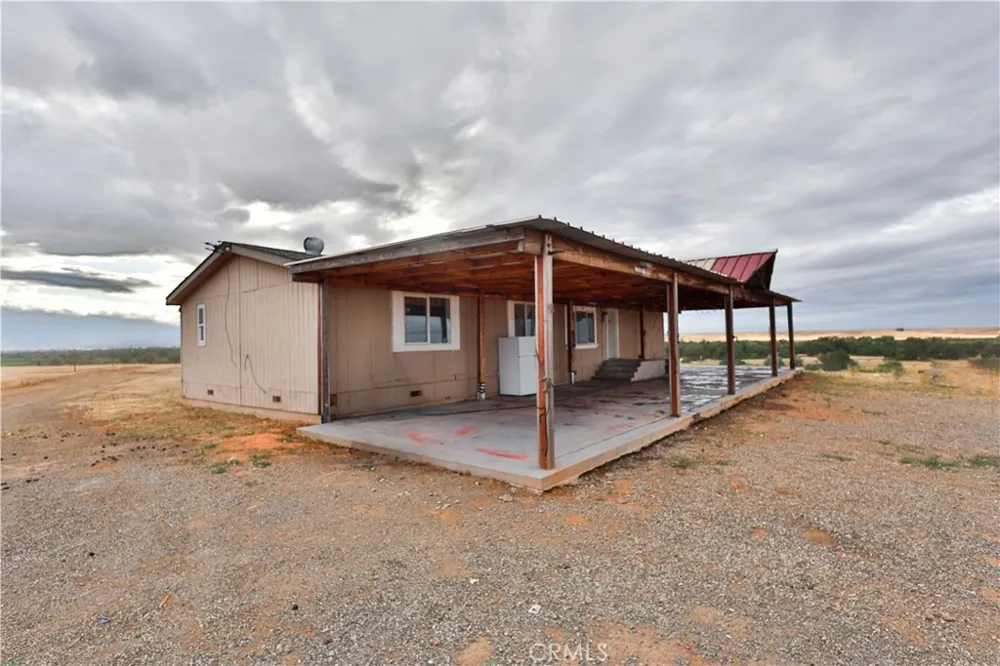 5180 Huggins rd Corning, CA 96021