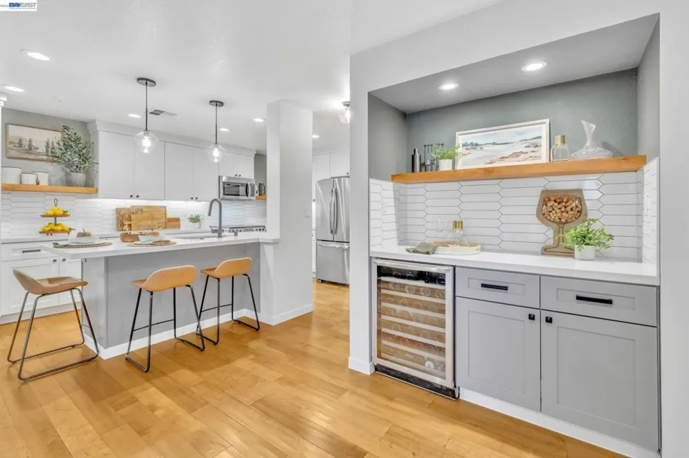 1201 Alta Vista Dr #108 Walnut Creek, CA 94596