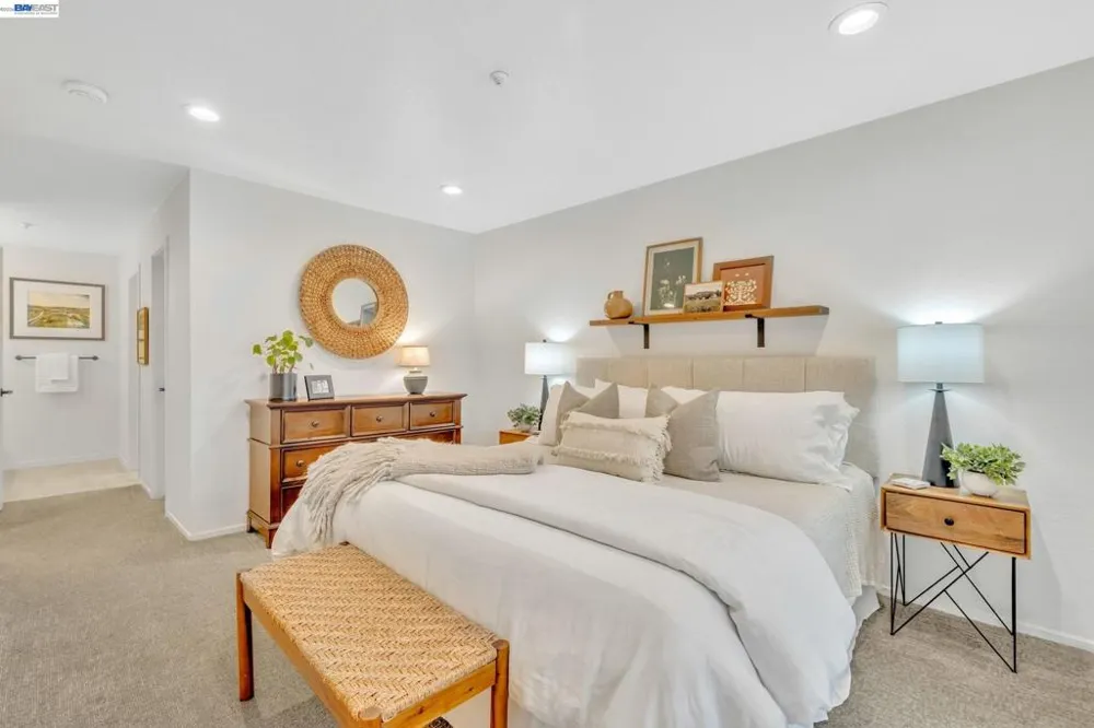 1201 Alta Vista Dr #108 Walnut Creek, CA 94596