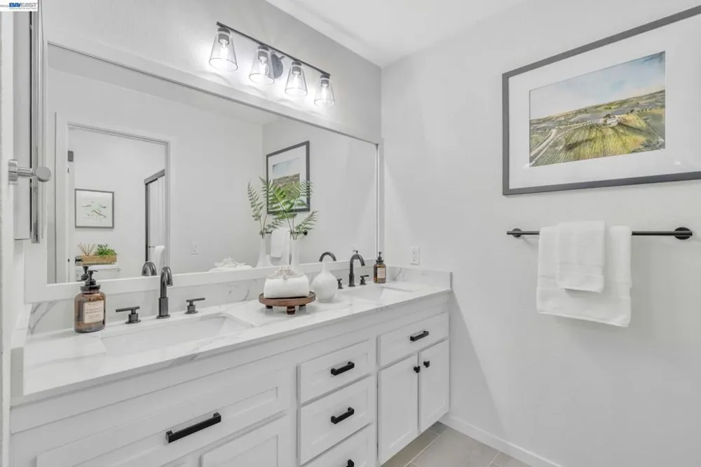 1201 Alta Vista Dr #108 Walnut Creek, CA 94596