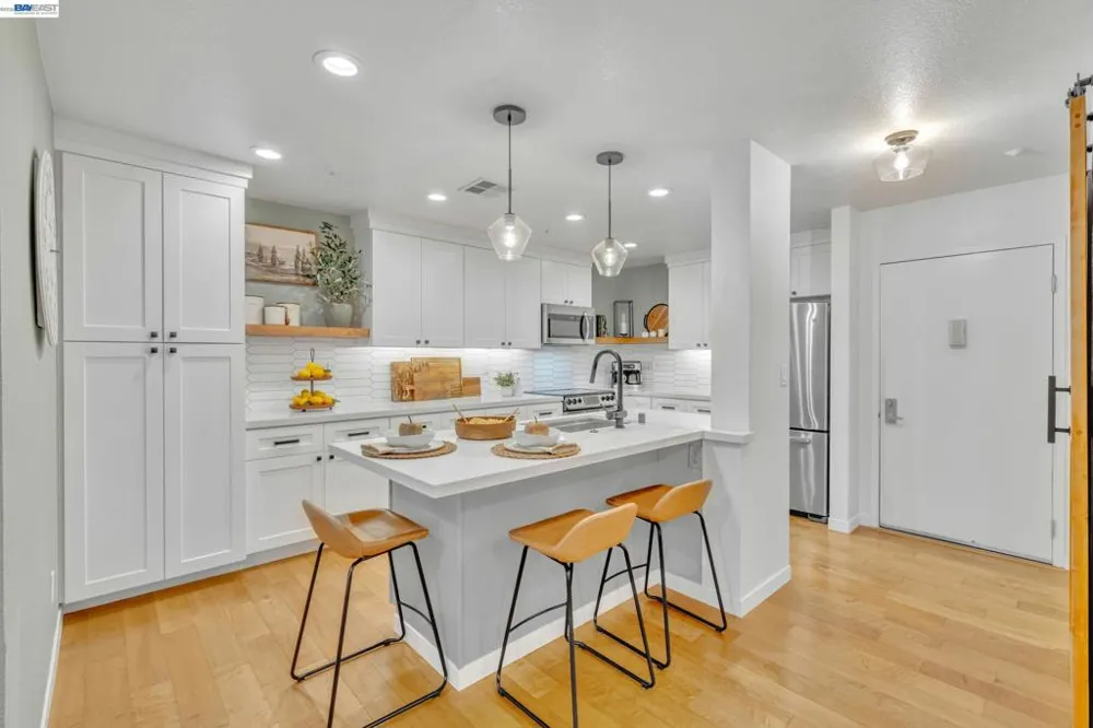 1201 Alta Vista Dr #108 Walnut Creek, CA 94596