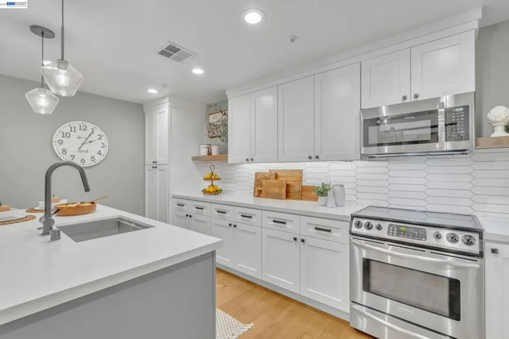 1201 Alta Vista Dr #108 Walnut Creek, CA 94596