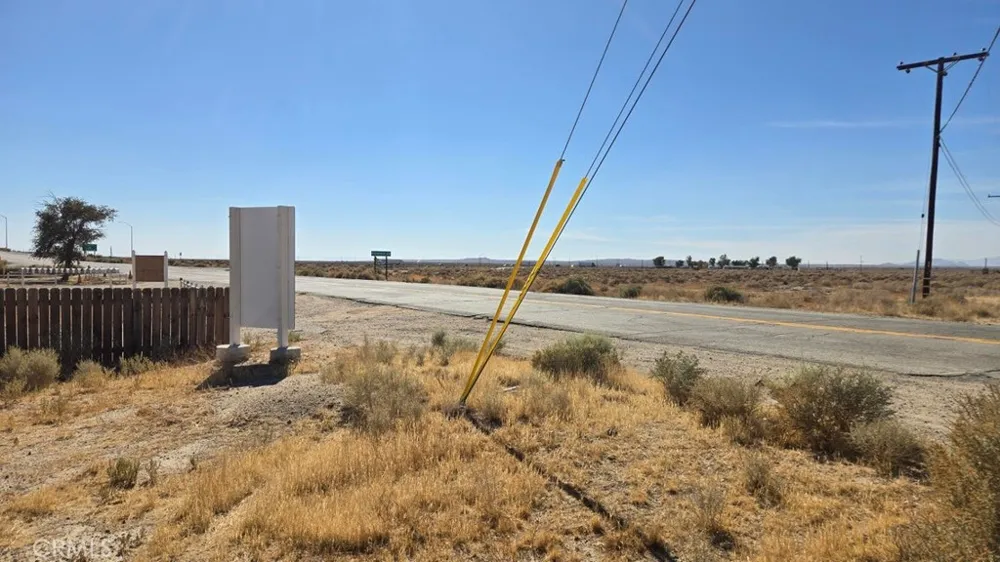 Claymine Rd North Edwards, CA 93523