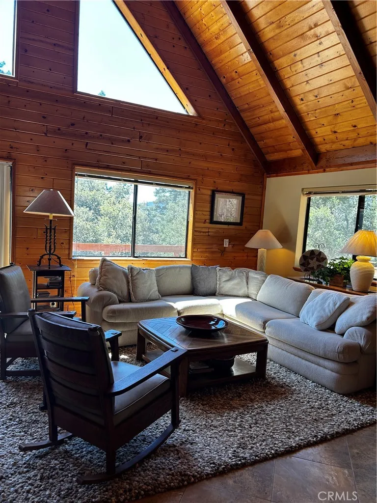 15009 CHESTNUT COURT Pine Mountain Club, CA 93222
