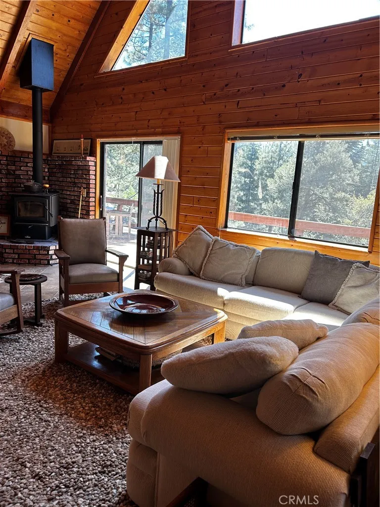 15009 CHESTNUT COURT Pine Mountain Club, CA 93222