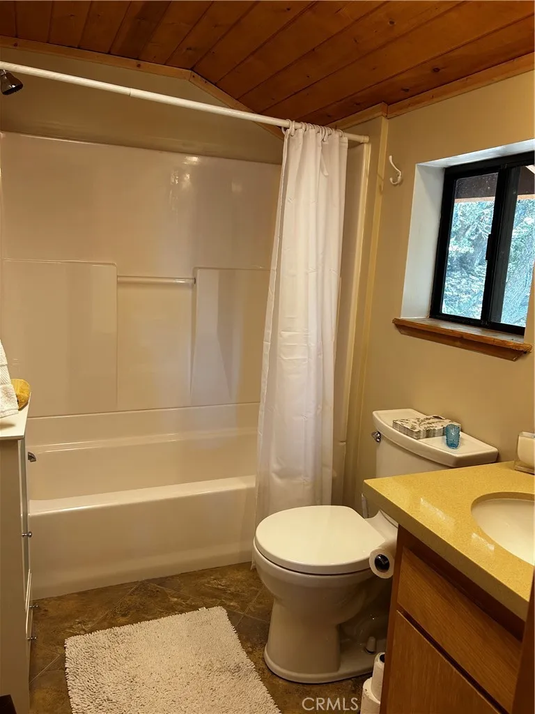 15009 CHESTNUT COURT Pine Mountain Club, CA 93222