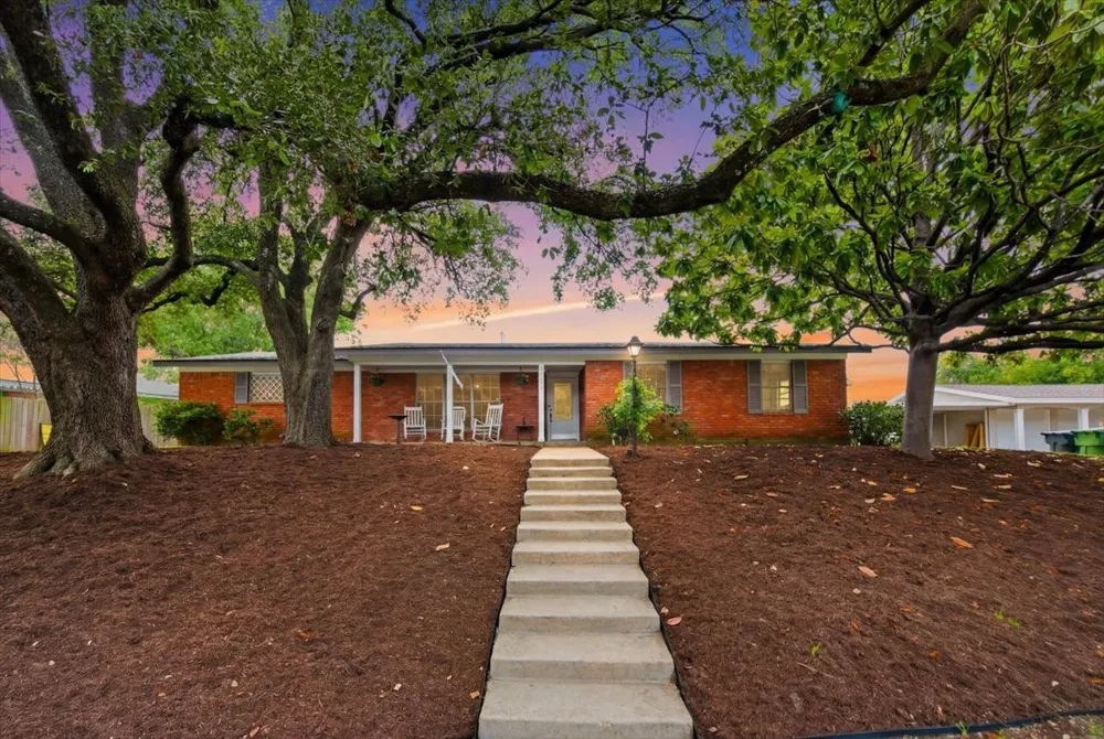 5713 Roberts Drive Waco, TX 76710