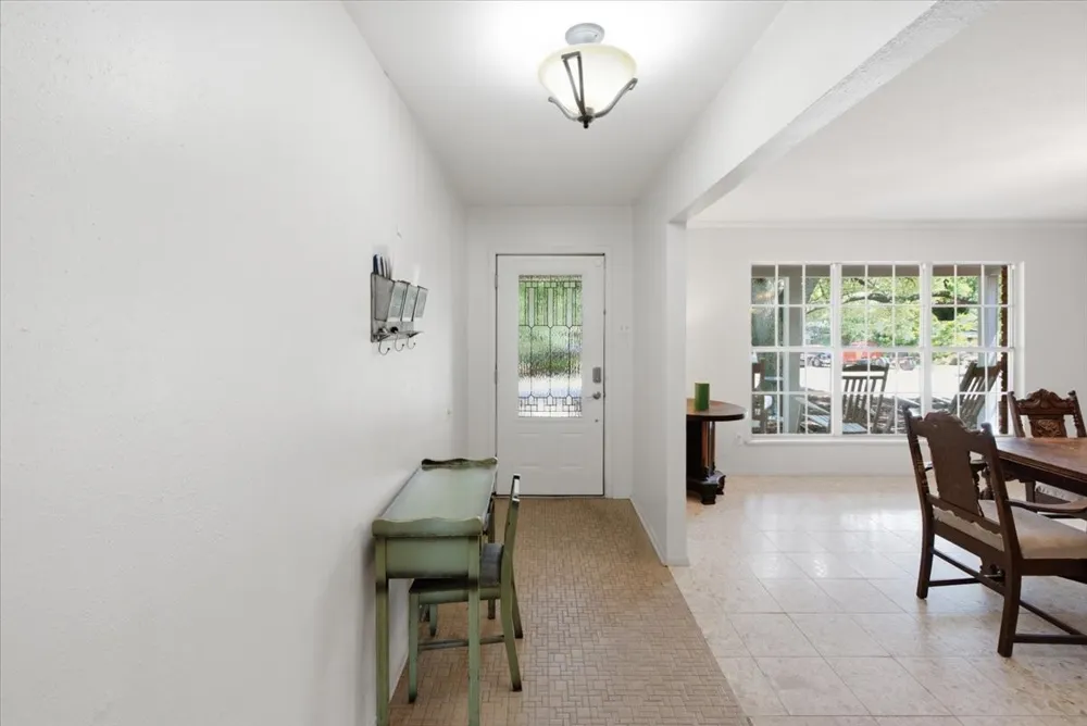 5713 Roberts Drive Waco, TX 76710