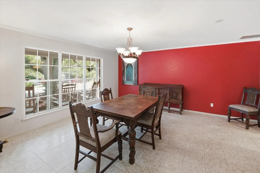 5713 Roberts Drive Waco, TX 76710