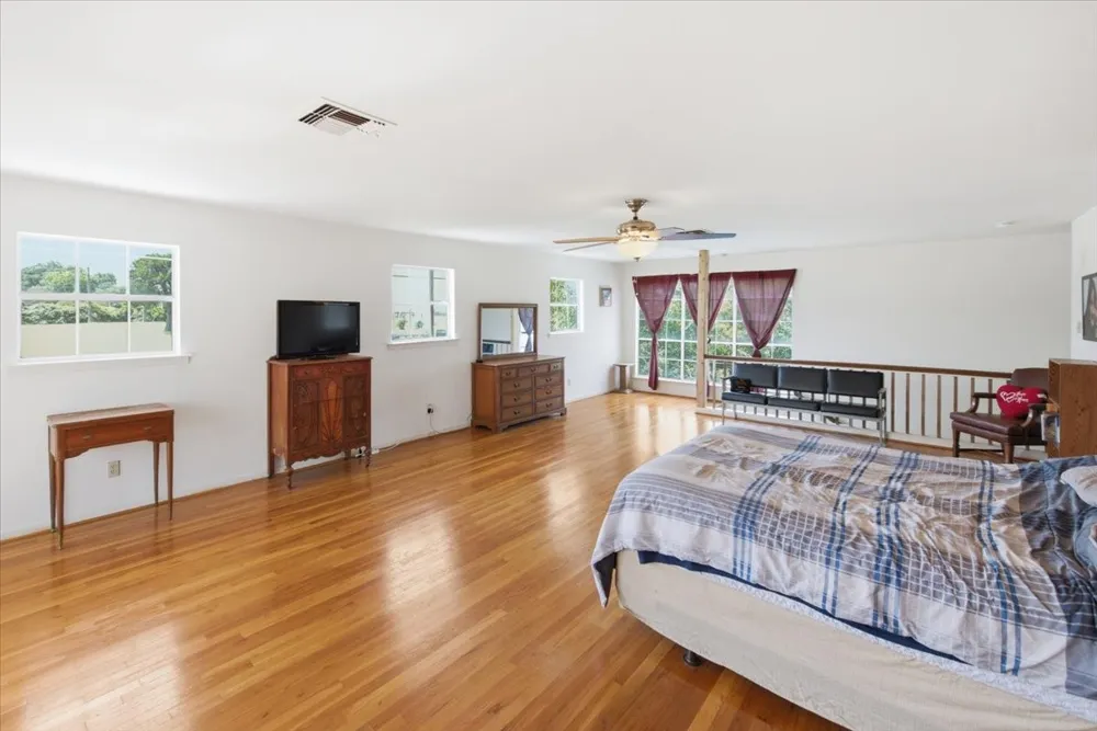 5713 Roberts Drive Waco, TX 76710