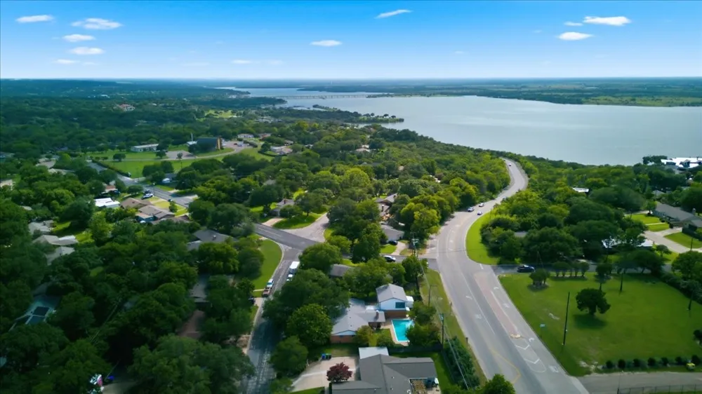5713 Roberts Drive Waco, TX 76710